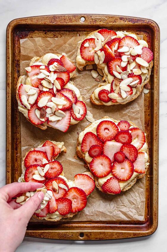 strawberry almond bostock pastry with croissant, Sprinkle on slivered almonds
