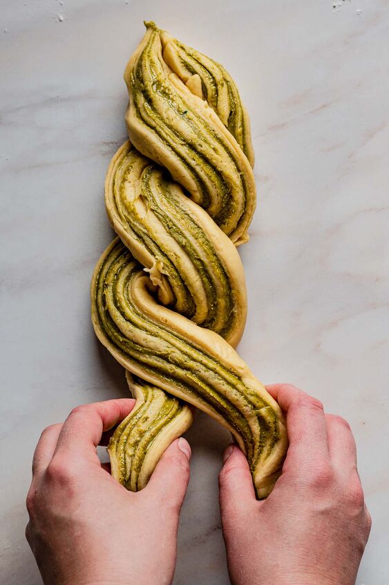 pistachio babka, Wrap the dough pieces around each other keeping the filling sides up