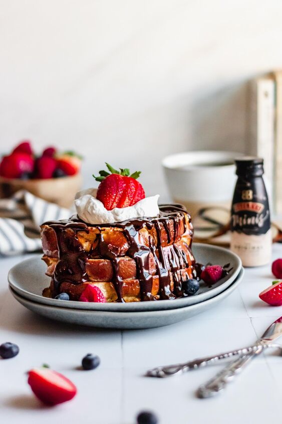 baileys french toast with baileys whipped cream