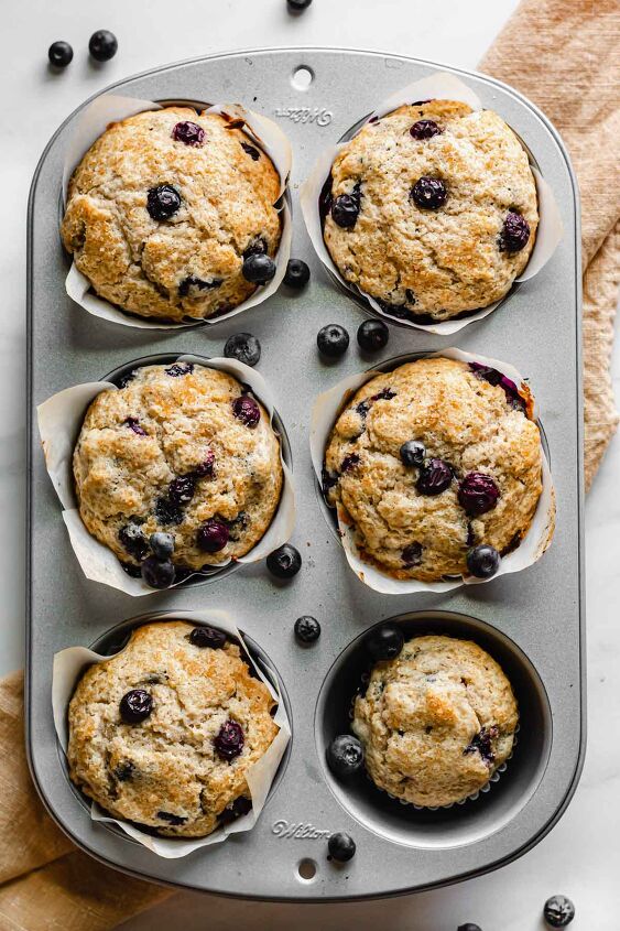 easy jumbo blueberry muffins bakery style, Bake the muffins