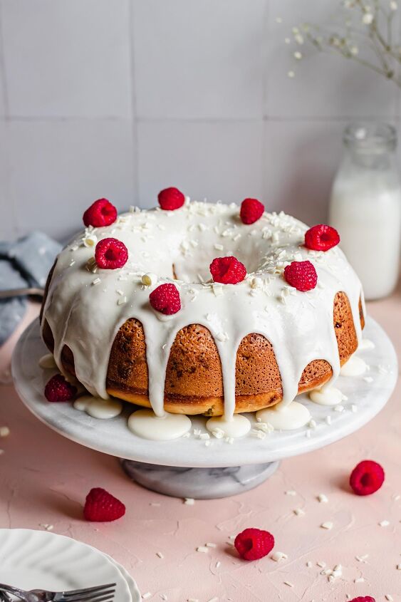 raspberry white chocolate bundt cake