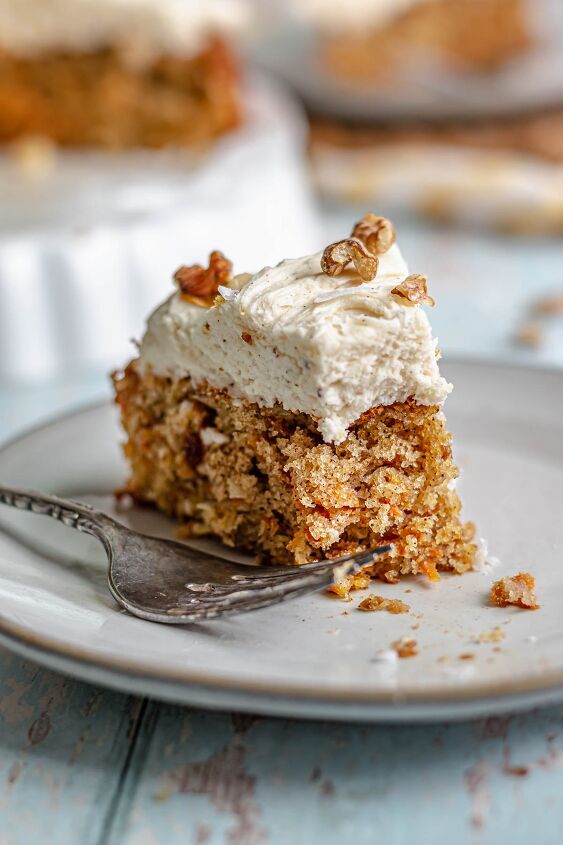 carrot snack cake with cream cheese frosting