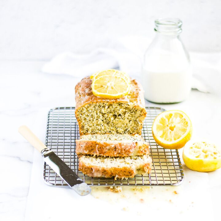 lemon poppy seed loaf cake with lemon glaze