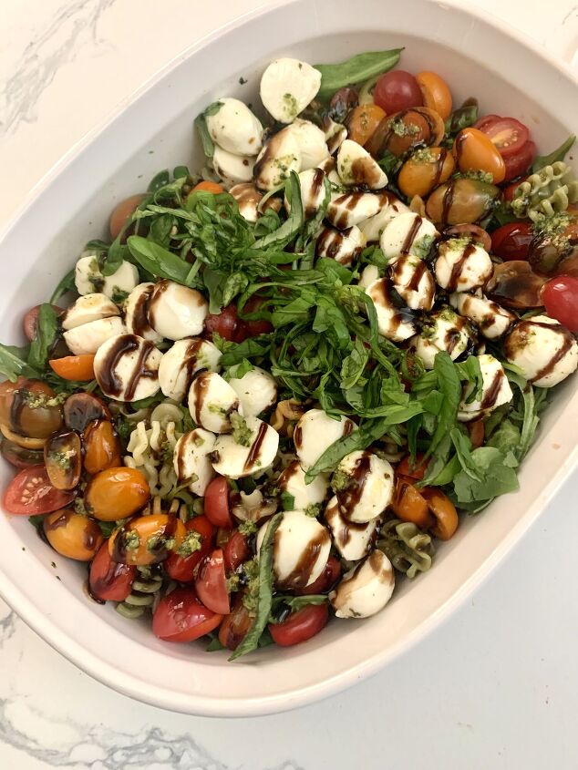 caprese pasta salad