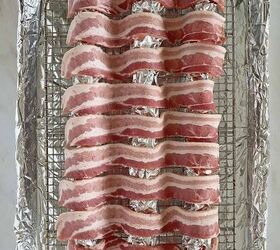 https://cdn-fastly.foodtalkdaily.com/media/2022/07/02/6770196/how-to-cook-curly-bacon-in-the-oven.jpg?size=720x845&nocrop=1