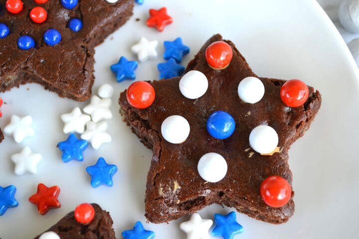 easy 4th of july brownies free printable 4th of july word search an, Looks like a certain little someone sneaked a red sixlet when I was not looking