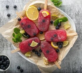 blueberry lemon popsicles with fruit juice