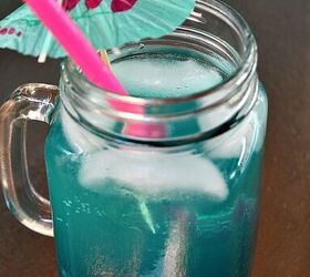 10 wedding beverages to bring your event up a notch, Mermaid Water Cocktail