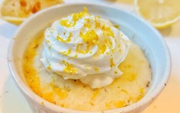 2 Minute Sweet and Tangy Lemon Mug Cake That Tastes Like Sunshine