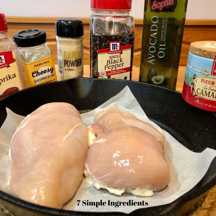the best cast iron skillet chicken breast recipe, 7 Simple Ingredients for your Cast Iron Skillet Chicken Recipe So Easy