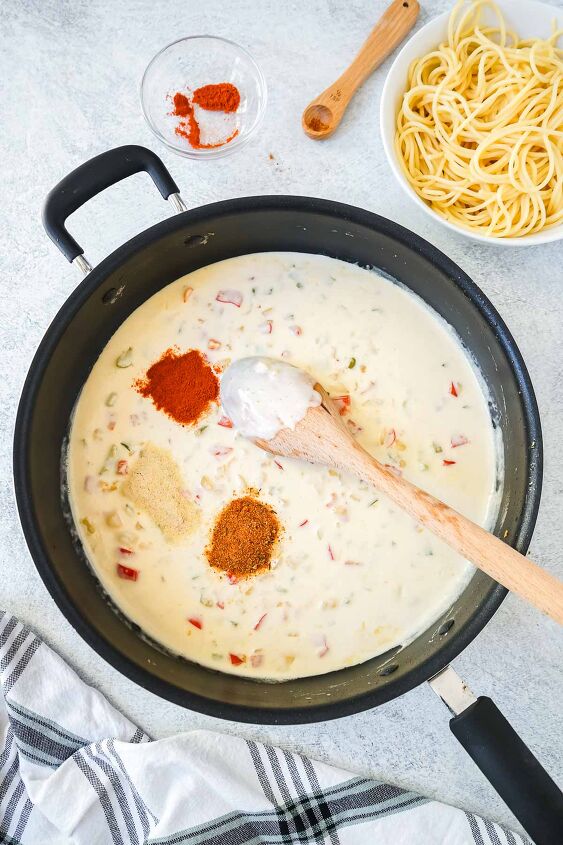 creamy cajun spaghetti with chicken