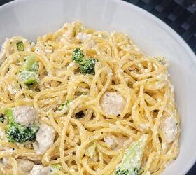 Ricotta Pasta With Chicken and Broccoli