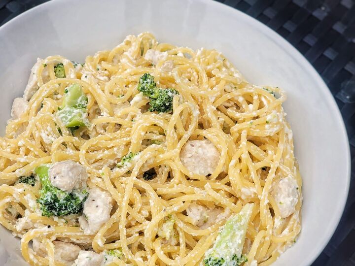ricotta pasta with chicken and broccoli