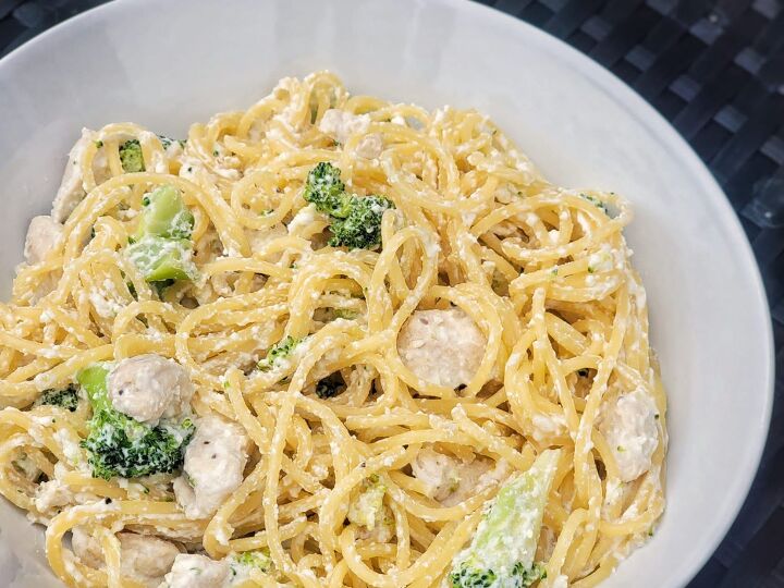 ricotta pasta with chicken and broccoli