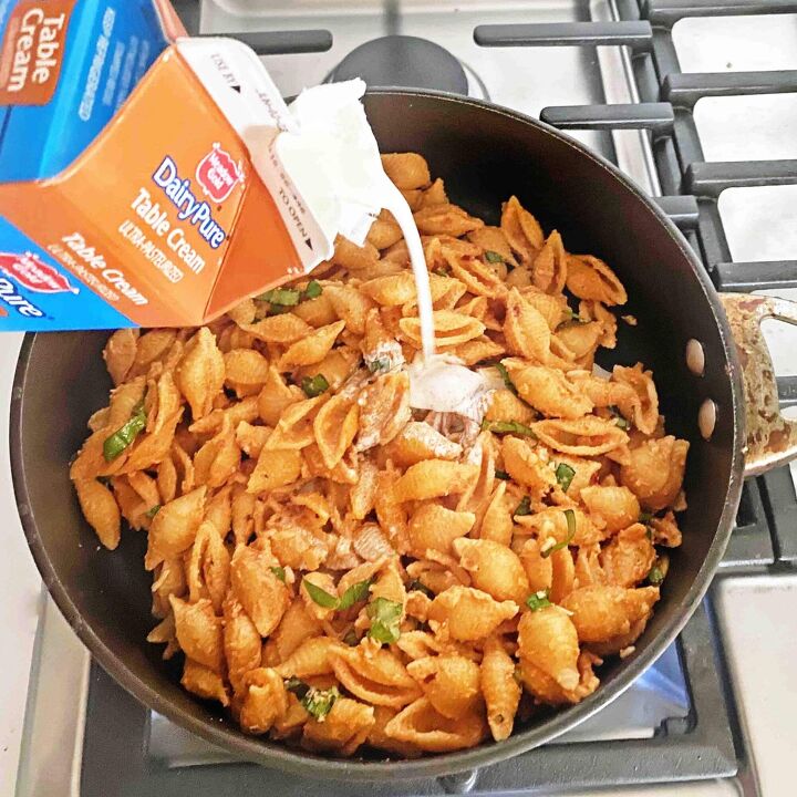 spicy vodka pasta gigi hadid recipe, Adding Cream to Re Heat Leftovers