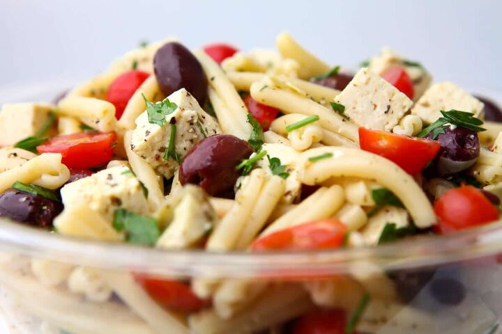 easy vegan greek salad