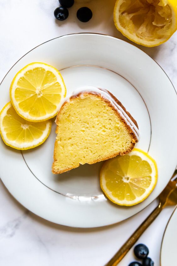 moist gluten free lemon bundt cake
