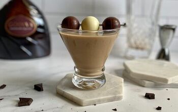 Chocolate Martini With Godiva - Happy Honey Kitchen