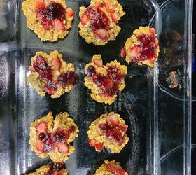 strawberry oat breakfast cookies