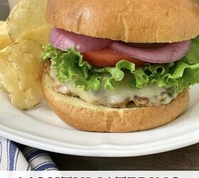 https://cdn-fastly.foodtalkdaily.com/media/2022/07/22/6776852/mouthwatering-chicken-smash-burgers.jpg?size=720x845&nocrop=1