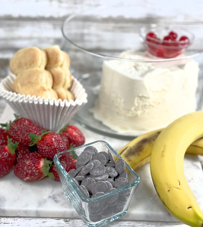 banana split ice cream cupcakes recipe