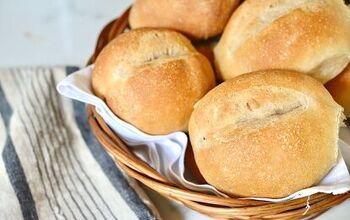 How to Make Crusty German Bread Rolls | Broetchen -