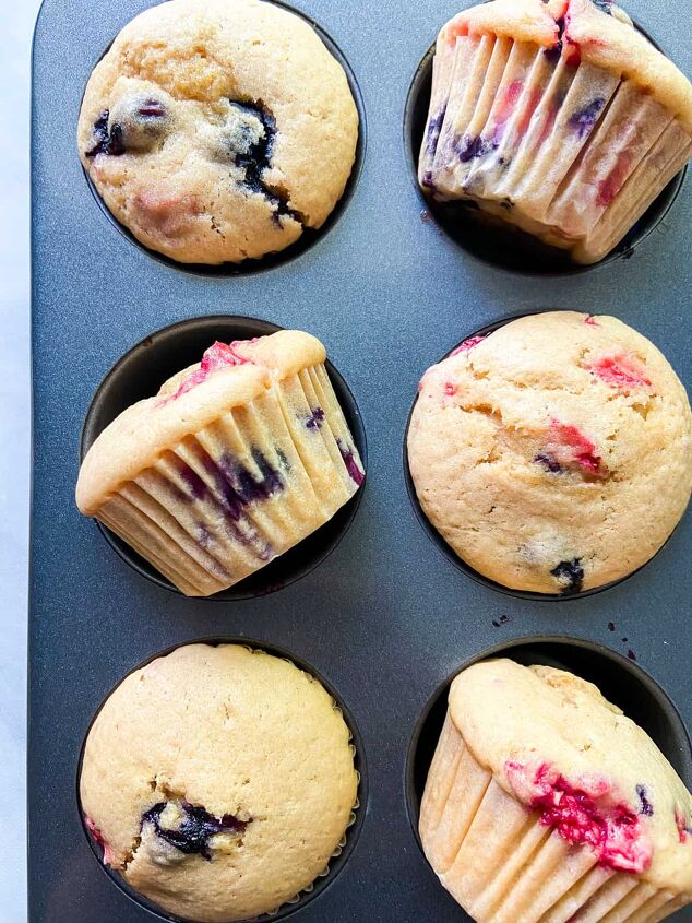 mixed berry muffins with buttermilk