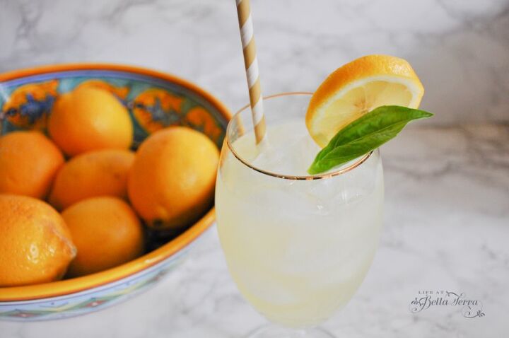 3 fabulous lemonade recipes to beat the summer heat, A refreshing glass of lemonade