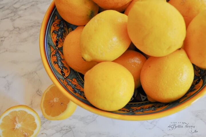 3 fabulous lemonade recipes to beat the summer heat, Bowl of fresh lemons