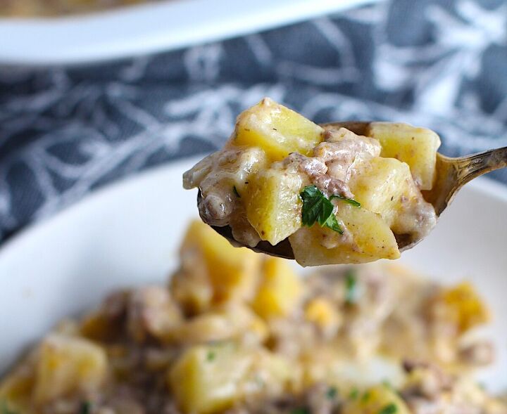 hamburger potato casserole with cheddar cheese