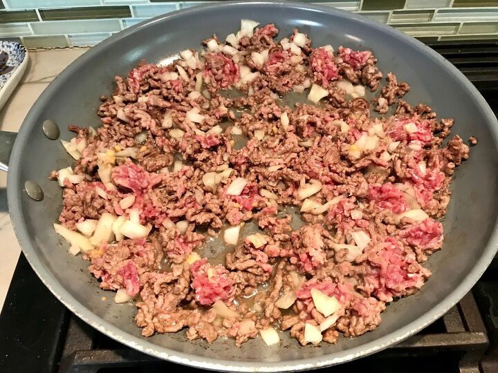 hamburger potato casserole with cheddar cheese