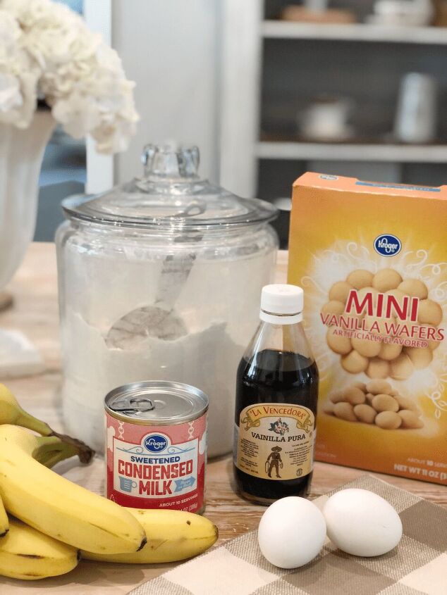 old fashioned banana pudding served in a jar