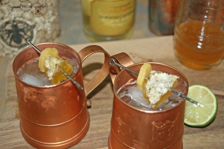 the best honeycomb cheesy cracker appetizer ever, honey ginger champagne mule cocktail