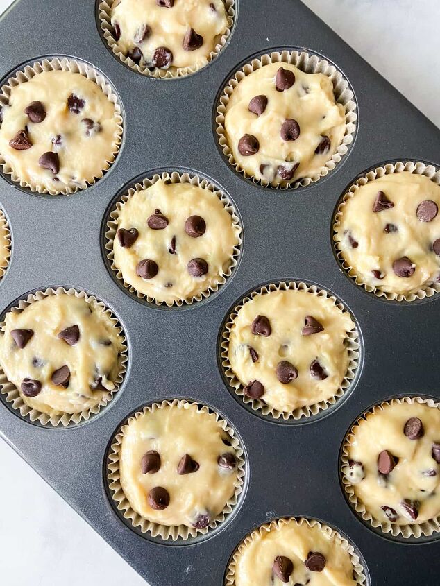 buttermilk chocolate chip muffins, Divide the batter between the 12 cups in the muffin tin