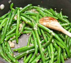 Mix green beans with these 3 easy ingredients for 20-minute side dish you'll keep going back to