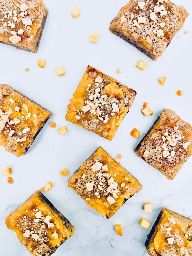 peach cobbler crumble bars