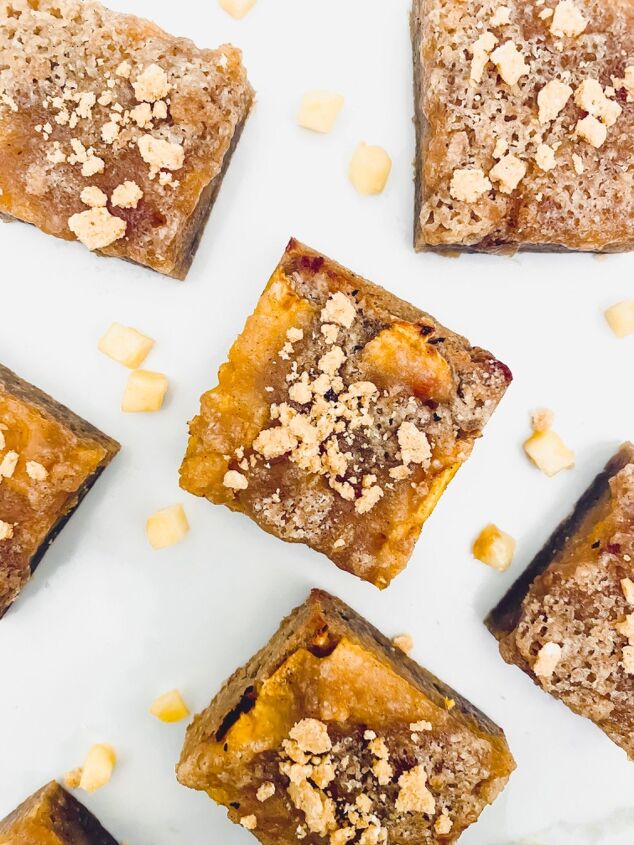 peach cobbler crumble bars