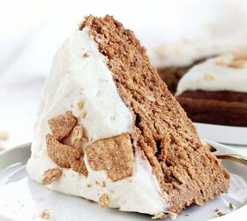 Protein Cinnamon Toast Crunch Cake - Easy & Healthy!