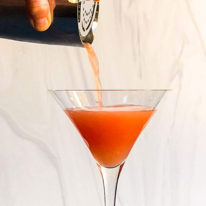 watermelon martini with cucumber vodka, Pour into a martini glass