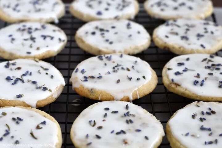 lavender pecan shortbread cookies