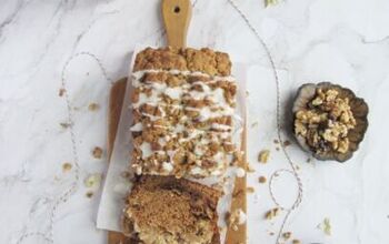 Cinnamon Swirl Pumpkin Bread With Crumble Topping