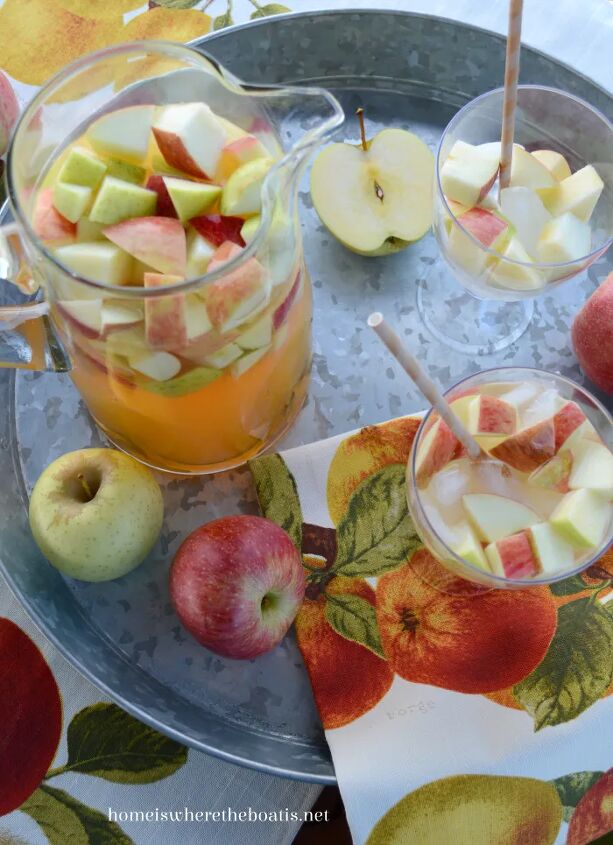 apple cider sangria