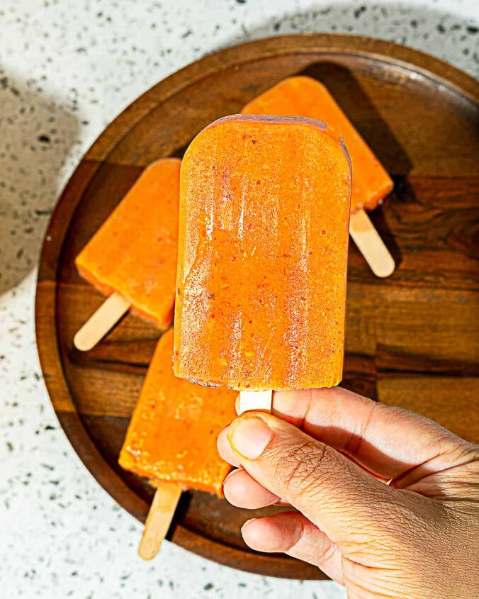 how to make strawberry mango popsicles