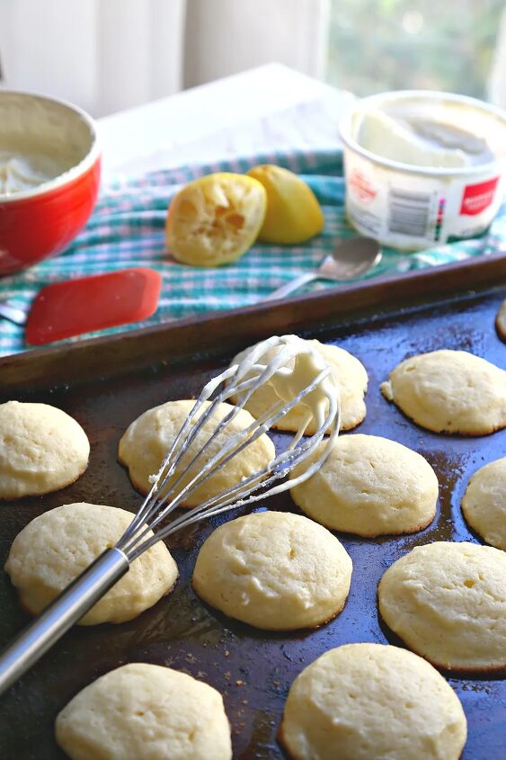 lemon ricotta cookies with cream cheese frosting