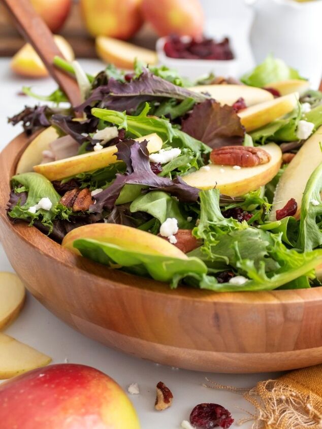 autumn apple and pecan salad