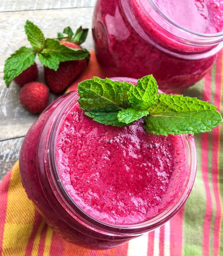 delicious beet and berries smoothie recipe