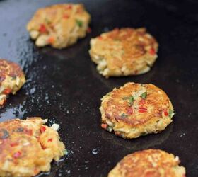 fried lump crab cakes with sriracha mayonnaise, Lump Crab Cakes cooking on a flat top