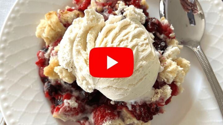 easy and delicious triple berry dump cake, See the Triple Berry Dump Cake video Here