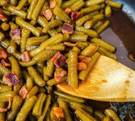 https://cdn-fastly.foodtalkdaily.com/media/2022/08/29/6793694/crack-green-beans-stovetop-oven-crock-pot.jpg?size=720x845&nocrop=1