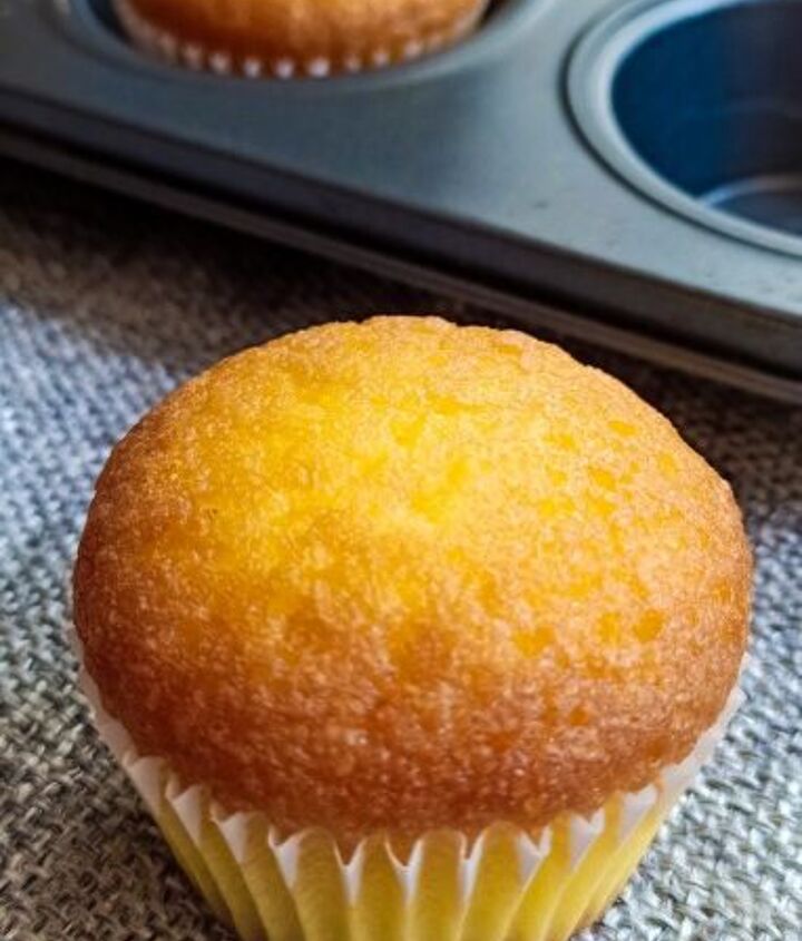 Easy Pineapple Muffins Recipe | Foodtalk Easy Pineapple Muffins Recipe | Foodtalk